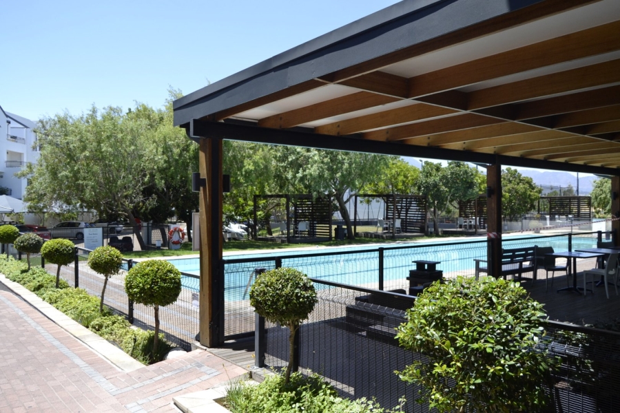 To Let 3 Bedroom Property for Rent in De Velde Western Cape